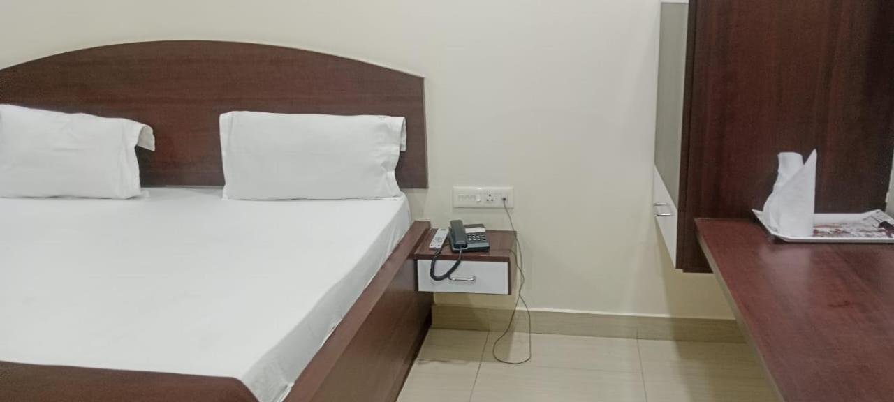 Hotel Annapurna Guntur Exterior photo